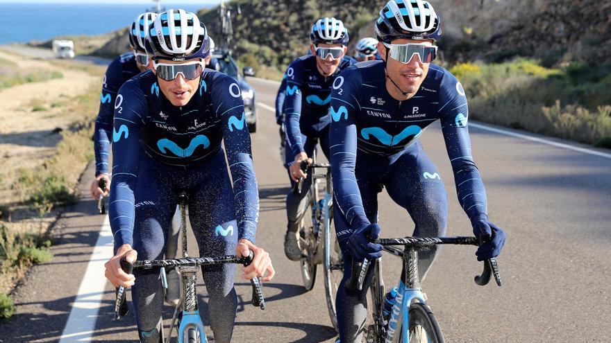 Enric Mas, Albert Torres y Lluís Mas inician la pretemporada con el equipo Movistar