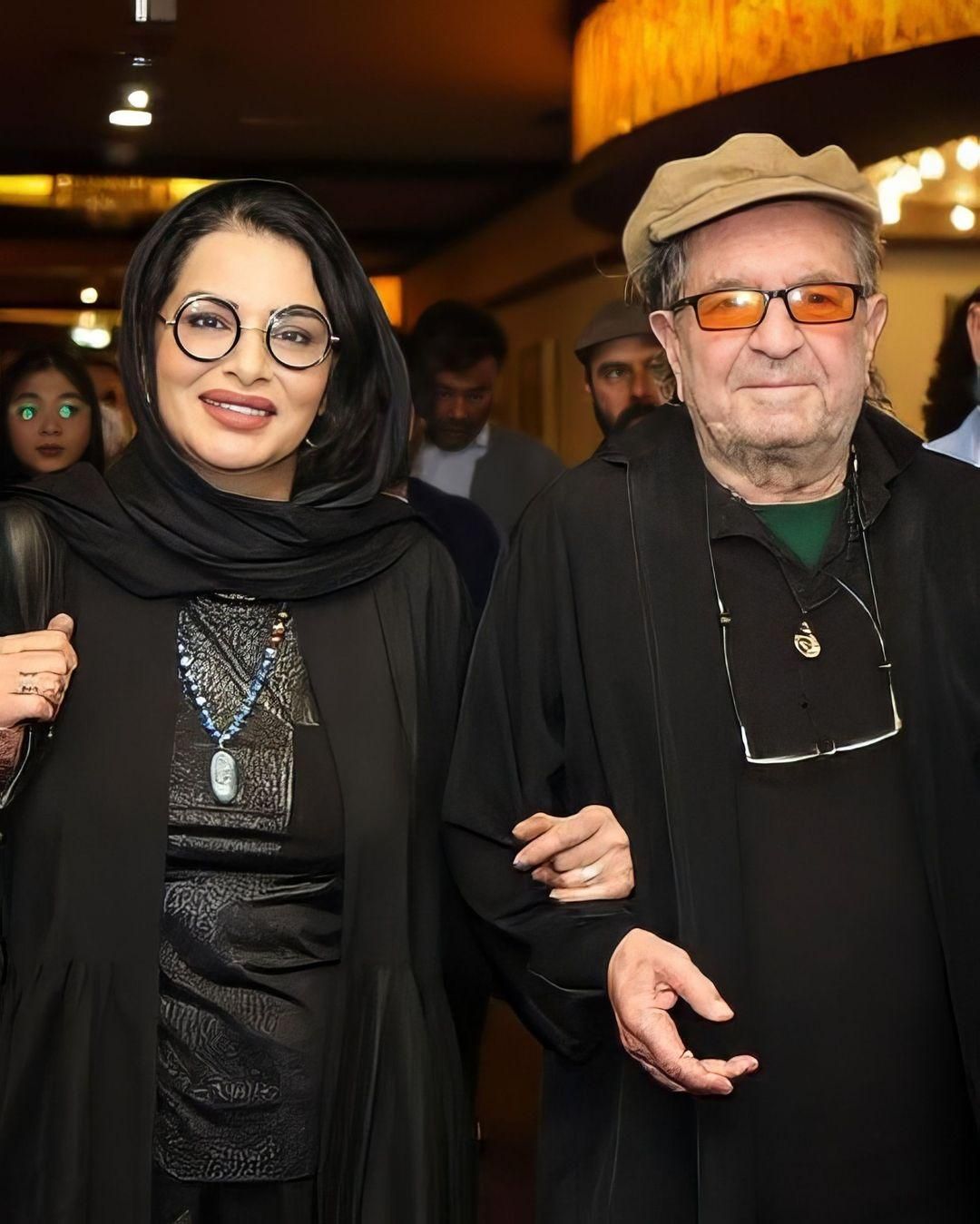 DARIUSH MEHRJUI El director de cine Dariush Mehrjui y su mujer aparecen muertos en su casa DARIUSH MEHRJUI El director de cine Dariush Mehrjui y su mujer aparecen muertos en su casa