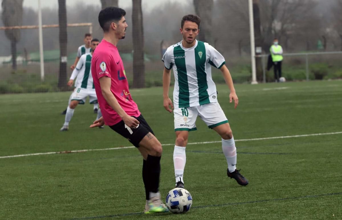 Las imágenes del Córdoba CF B-CD Ciudad de Lucena