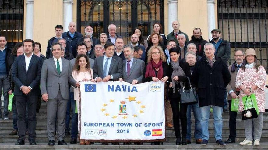 Los naviegos, embajadores del deporte por toda Asturias