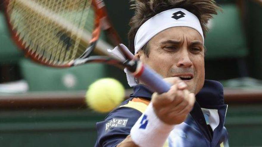 Ferrer pasa la primera ronda de París sin problemas