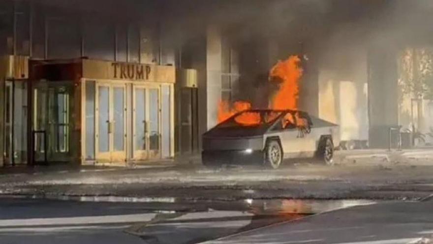 Un muerto y siete heridos tras explosionar una camioneta Tesla en el Hotel Trump de Las Vegas