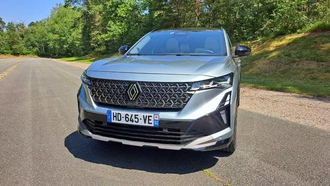 Renault evoluciona el motor Full Hybrid E-Tech del Symbioz y Espace