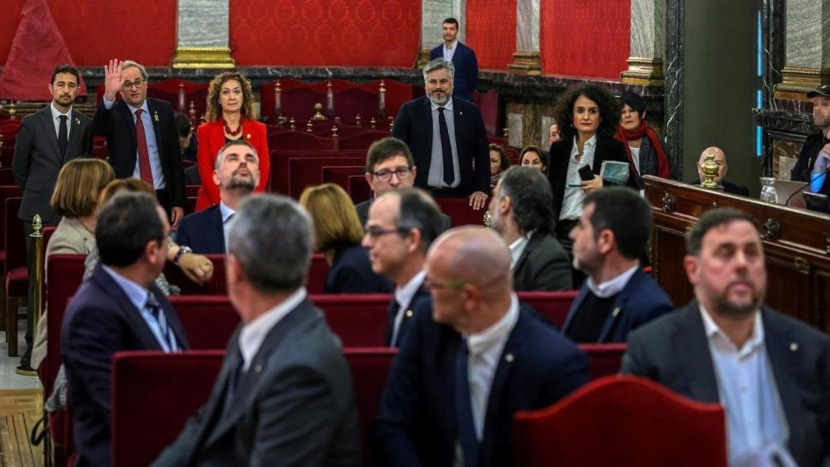 Quim Torra saluda a los lideres independentistas procesados