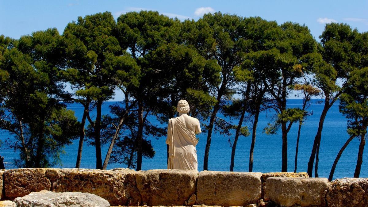 Uno de los conjuntos arqueológicos más importantes de Cataluña: tiene más de 2.000 años y quedan restos de la antigua Grecia