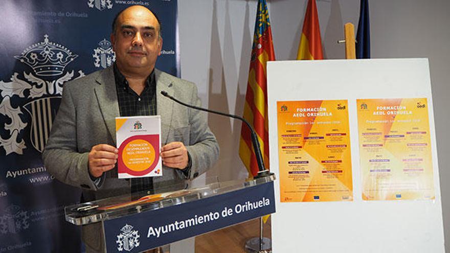 &quot;Orihuela es el municipio de más 40.000 habitantes con la menor tasa de paro de la provincia&quot;