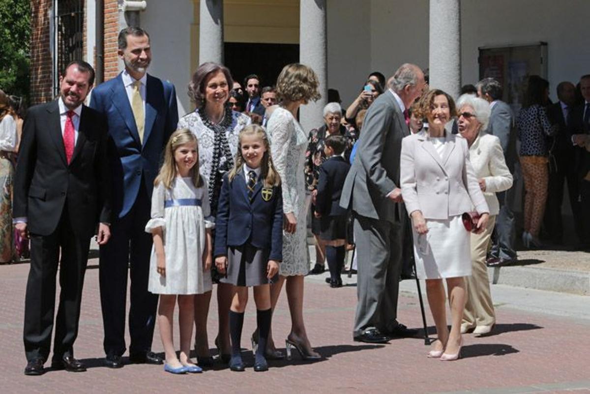 La familia de Letizia al completo en la Comunión de Leonor