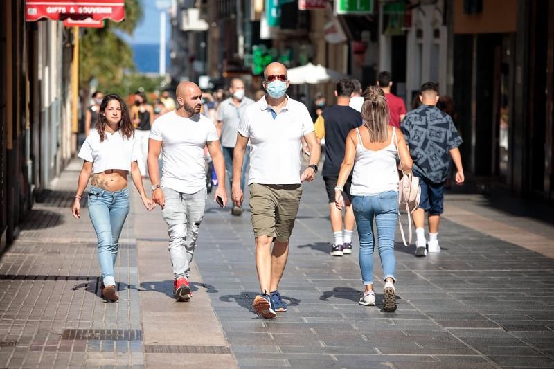 Primer día sin mascarilla en exteriores en Tenerife