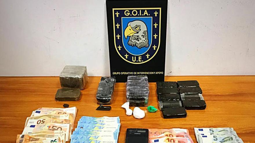 La Policía Local se incauta de casi dos kilos de hachís en La Paterna y Lomo Los Frailes