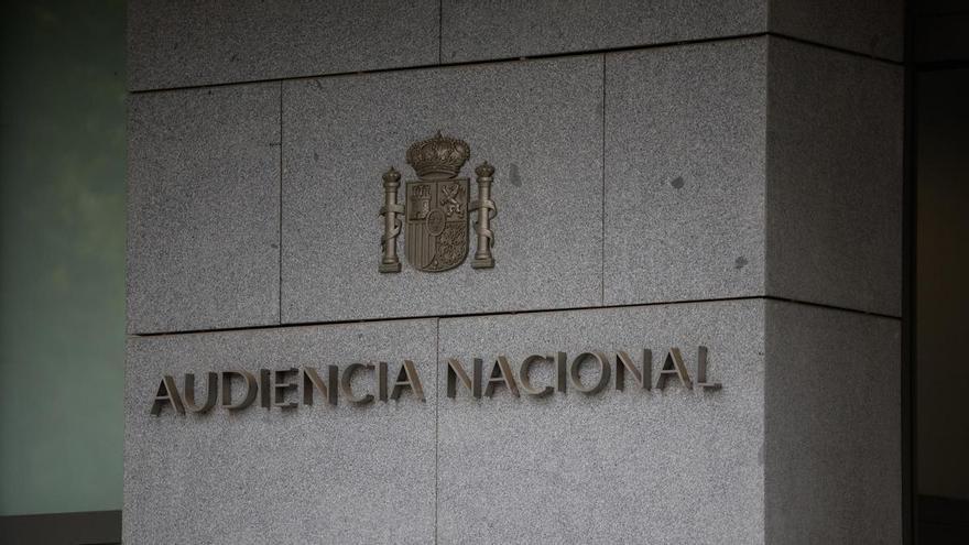 El juez del caso Plus Ultra deja libre al banquero que fue detenido en Aruba, pero le prohíbe salir de la UE