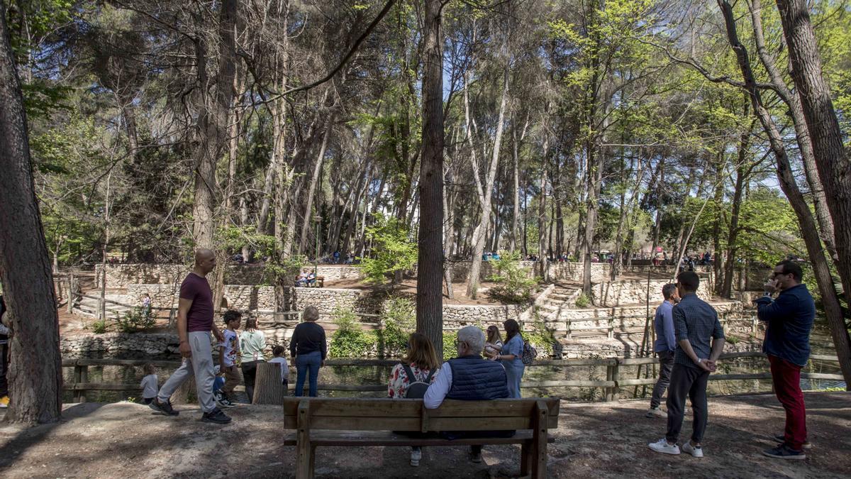 El Parc d San Vicent de Lliria vuelve a llenarse de familias dos años depués