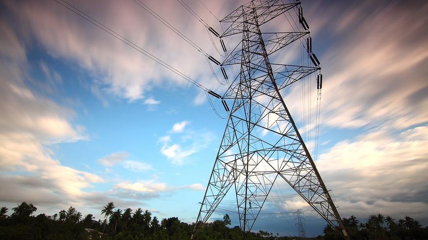 Una torre eléctrica.