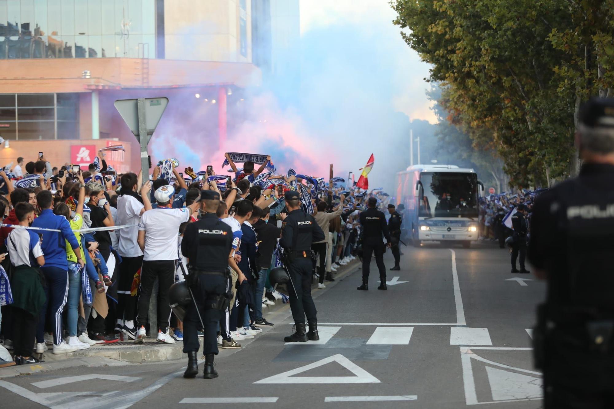 La hora previa al derbi, en imágenes