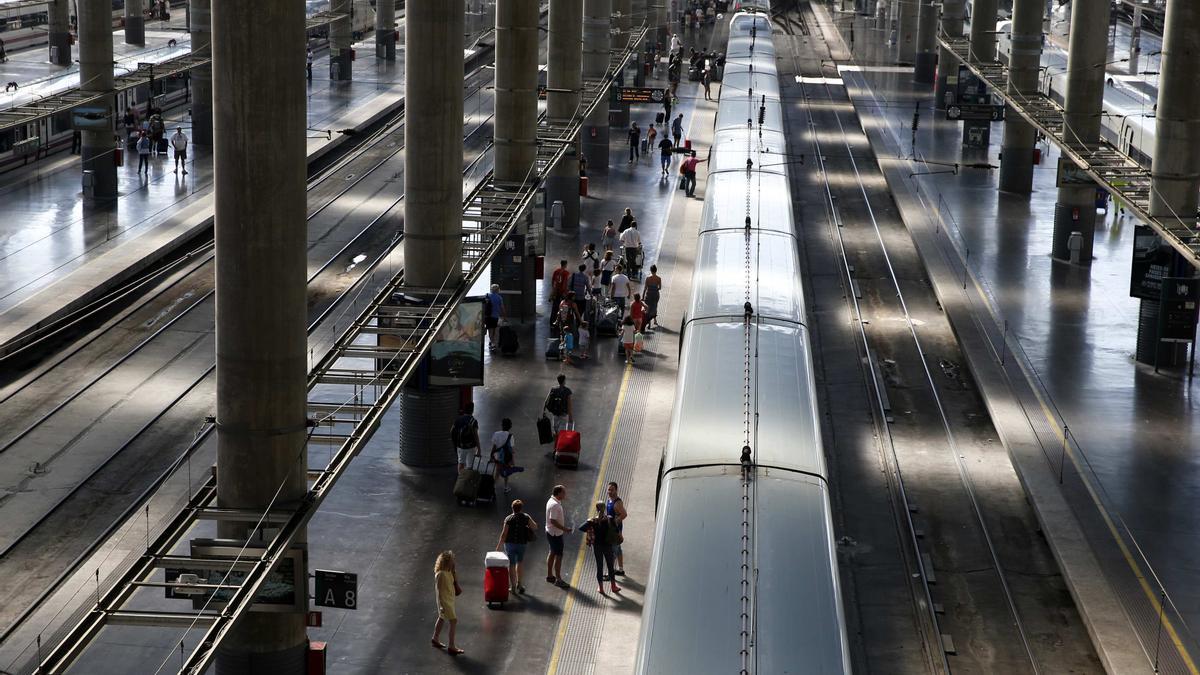 Andenes de la Estación de Atocha de alta velocidad, donde llegan los AVE de València desde 2010 y de Alicante desde 2013.