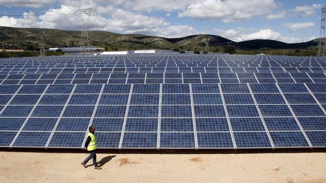 Una instalación solar fotovoltaica. | ARCHIVO