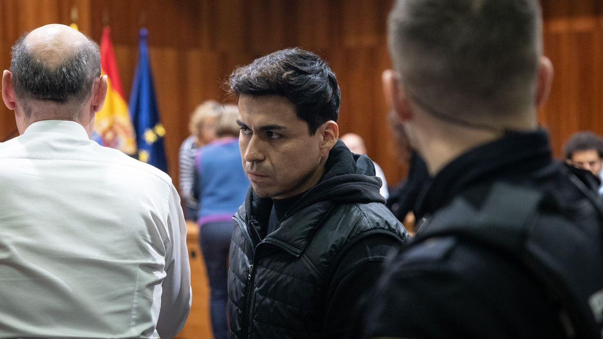 Luigi Anthony V. M., este lunes, tras conocer el veredicto en la Audiencia Provincial de Zaragoza.