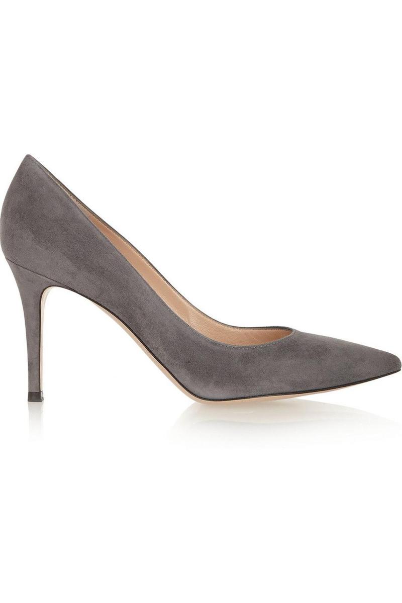 Salón de ante gris, Gianvito Rossi (343€)