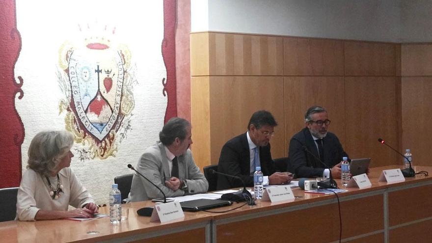 La presentación del informe tuvo lugar en el Colegio de Abogados de Málaga.