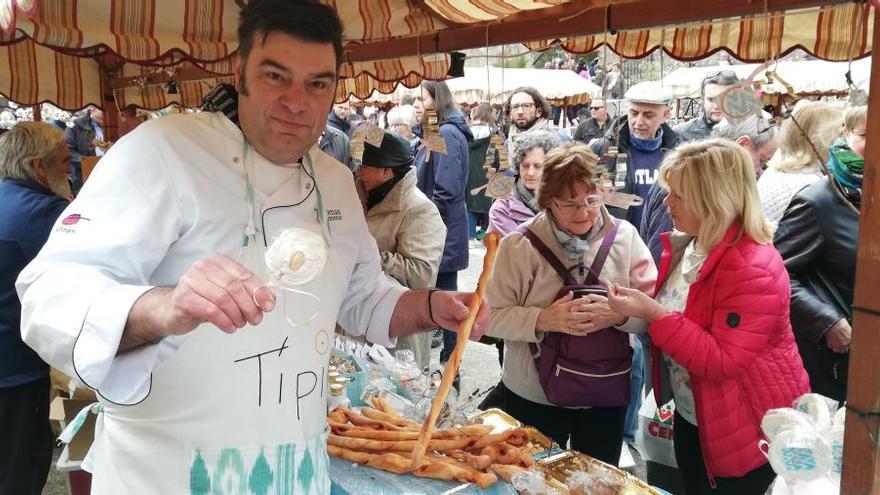 Exitosa décima edición de la Fira de la Flor d&#039;Ametller de Son Servera