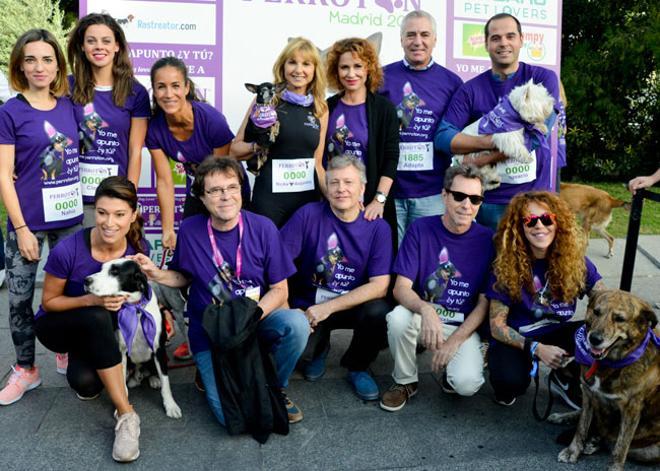 Participantes VIP en la sexta carrera Perrotón en Madrid