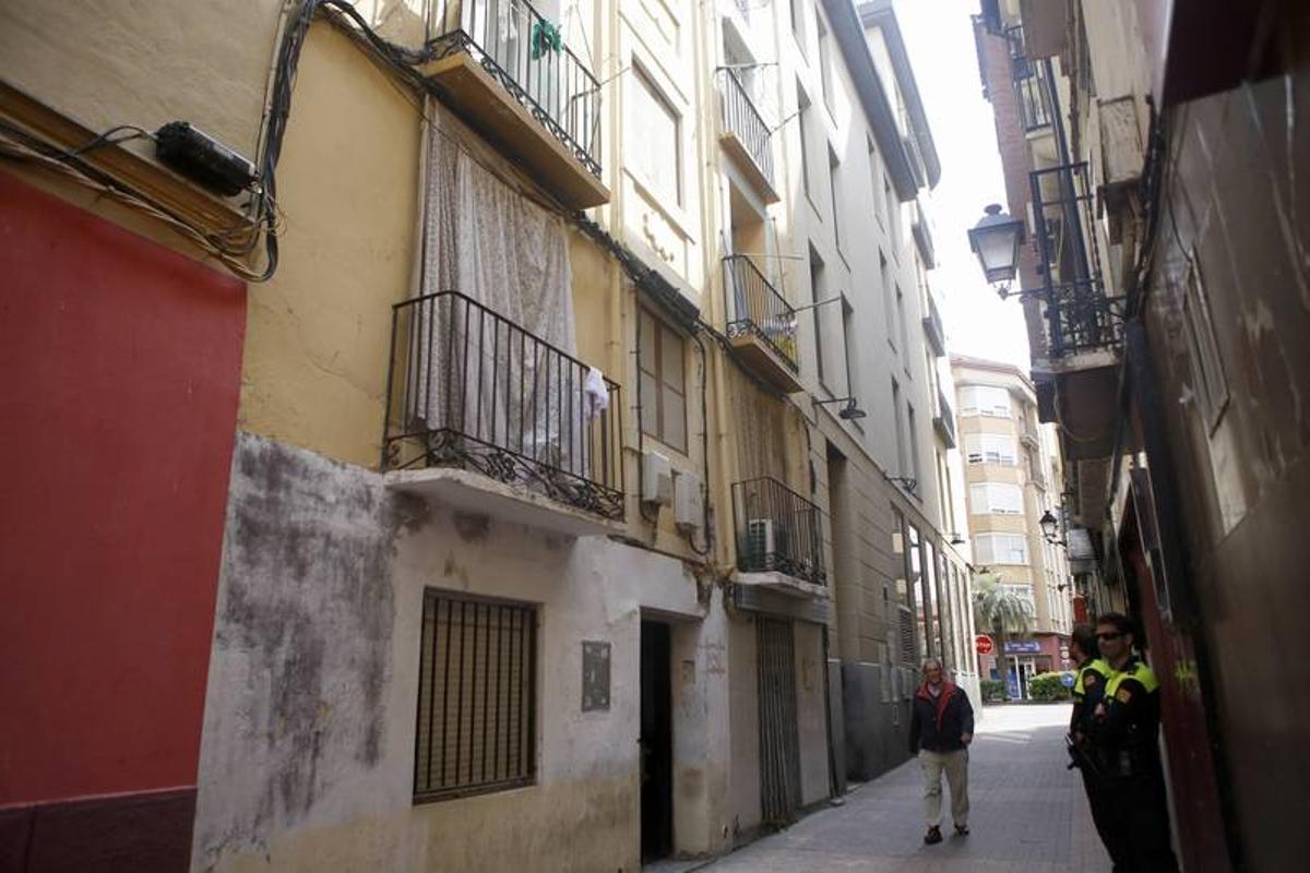Desalojadas 9 familias por riesgo de derrumbe