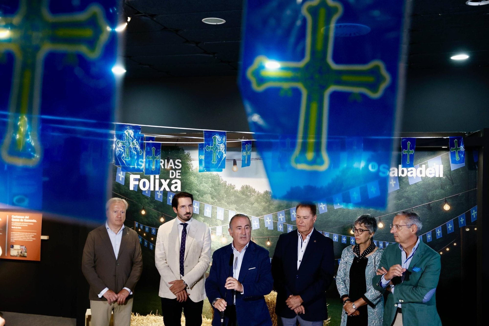 El Sabadell centra su pabellón de la Feria de Muestras de Asturias A en la folixa, "la cultura más arraigada" (en imágenes)