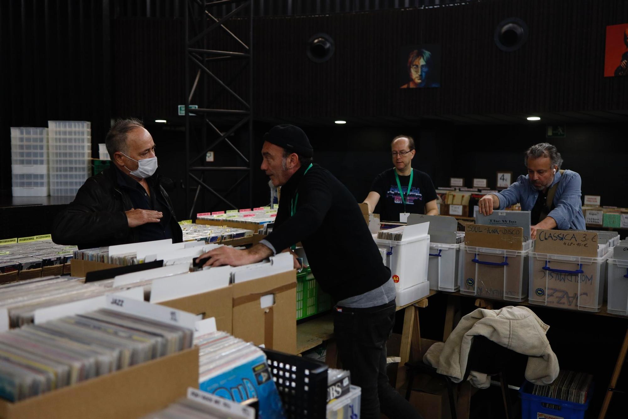 La Feria del Coleccionismo Musical reúne a los amantes del mundo discográfico