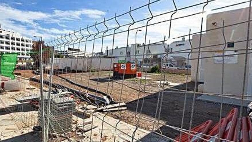 Imagen de las obras que se realizan en el paseo Joan Carles I.