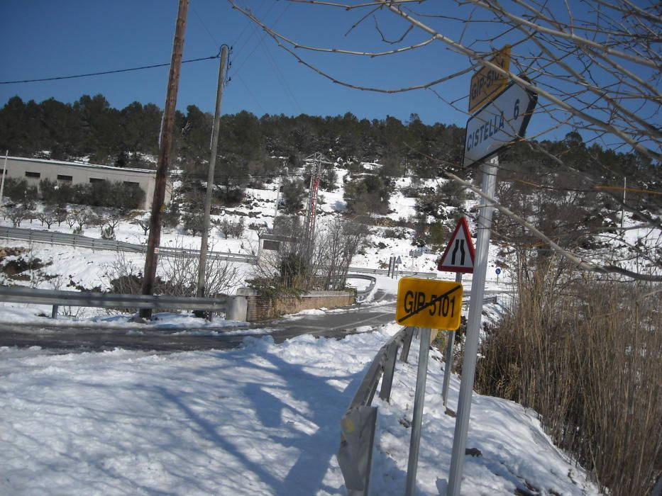 La neu va emblanquinar tota la comarca