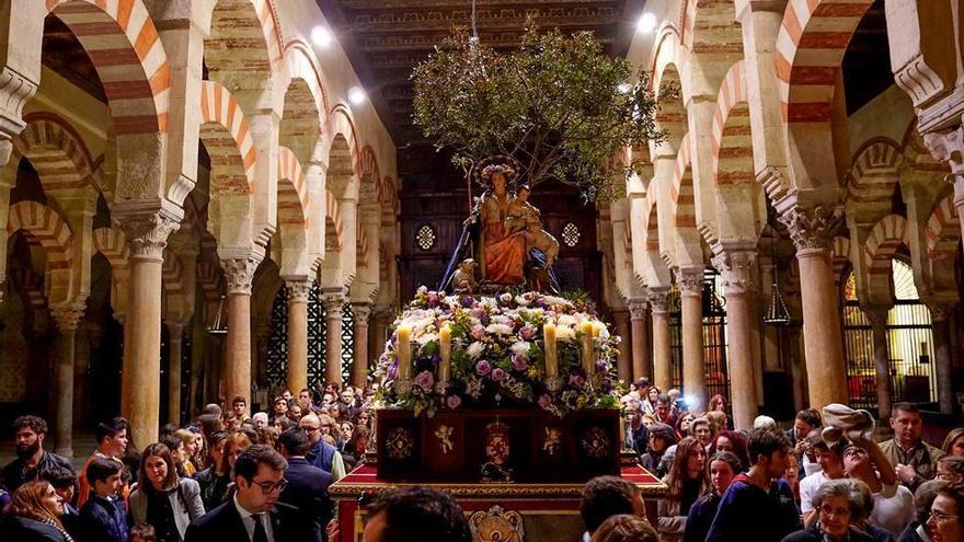 Traslado de la Divina Pastora a la iglesia de Capuchinos