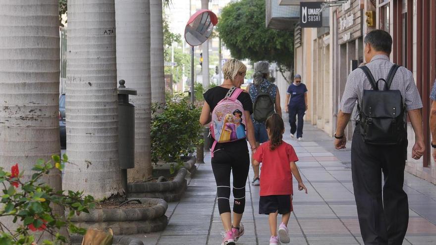 Más de 52.000 estudiantes afectados por la ola de calor en Canarias