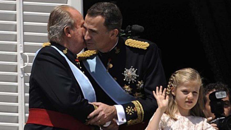 El rey Felipe VI jura su cargo ante las Cortes