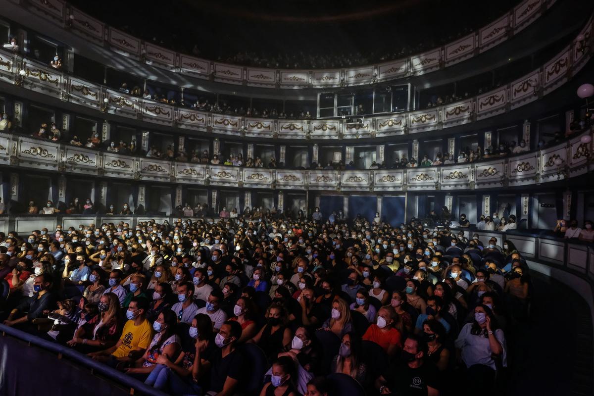 Las imágenes del concierto de El Kanka en el Teatro Cervantes