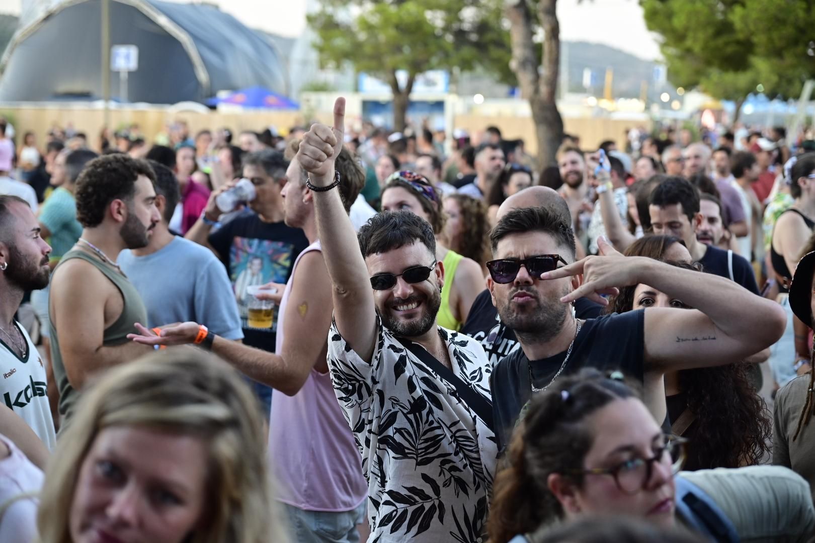 Galería | Los asistentes del FIB disfrutan de su primer día de festival