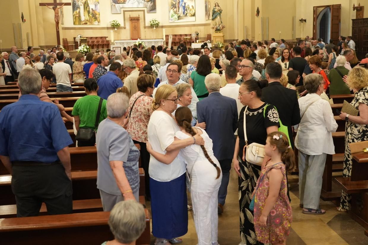 Castelló recibe con honores al Santísimo en la procesión del Corpus Christi