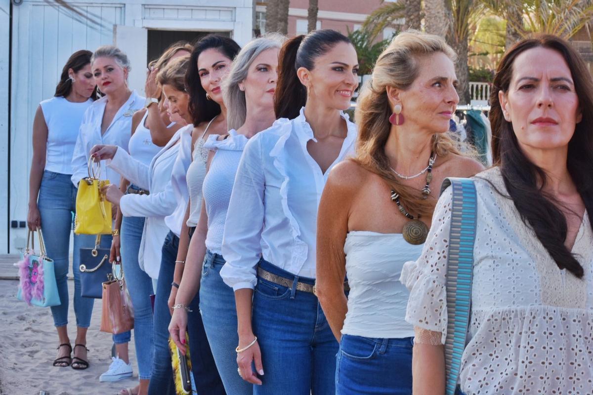 Algunas de las modelos finalistas a nivel nacional del pasado año