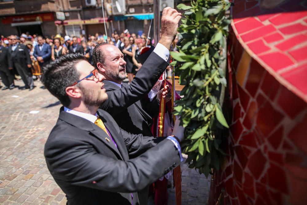 El Pájaro Oriol ya descansa en el balcón