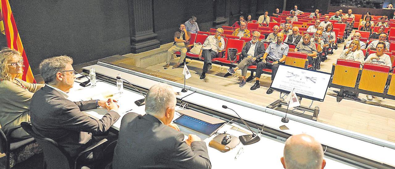 El V Congrés de jutges i jutgesses de Pau de Girona a l&#039;auditori Josep Irla