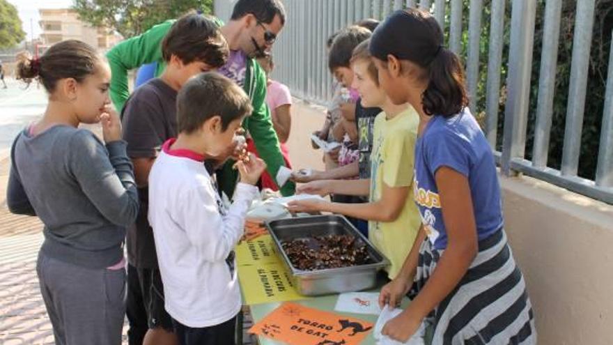 Orpesa recupera su tradicional «torró de gat»