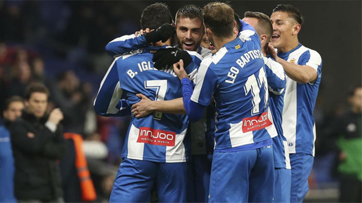Borja Iglesias regala para Reyes una victoria tras seis jornadas sin ganar