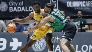 Jabari Parker, en una acciòn defensiva ante el Gran Canaria