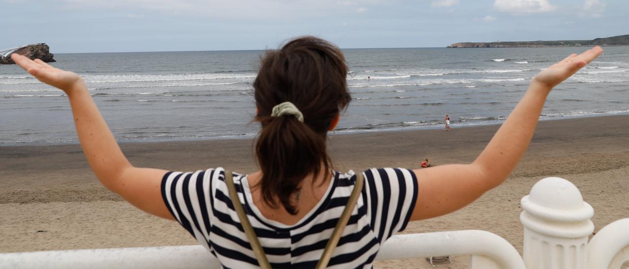 Irene García implora al buen tiempo en Salinas.