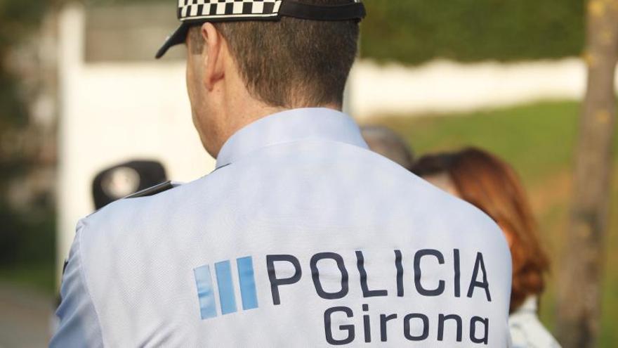 Detenen un home per intentar robar en un pis de Girona