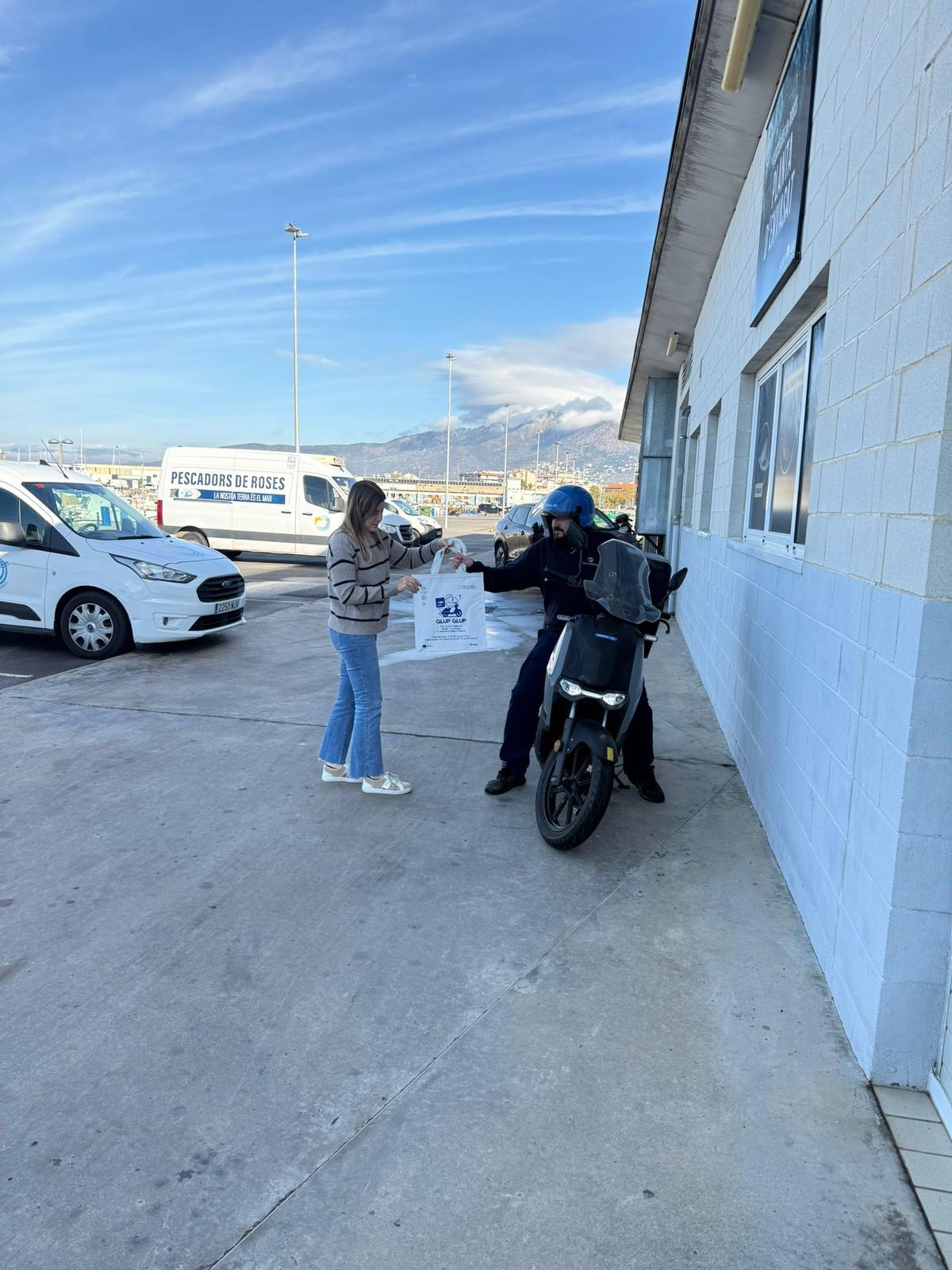 El repartiment a domicili és una prova pilot a Figueres i a Roses