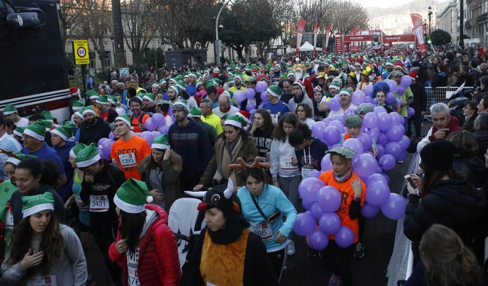 Cerca de 6.000 corredores toman la salida de la Alameda unas horas antes de la Nochevieja