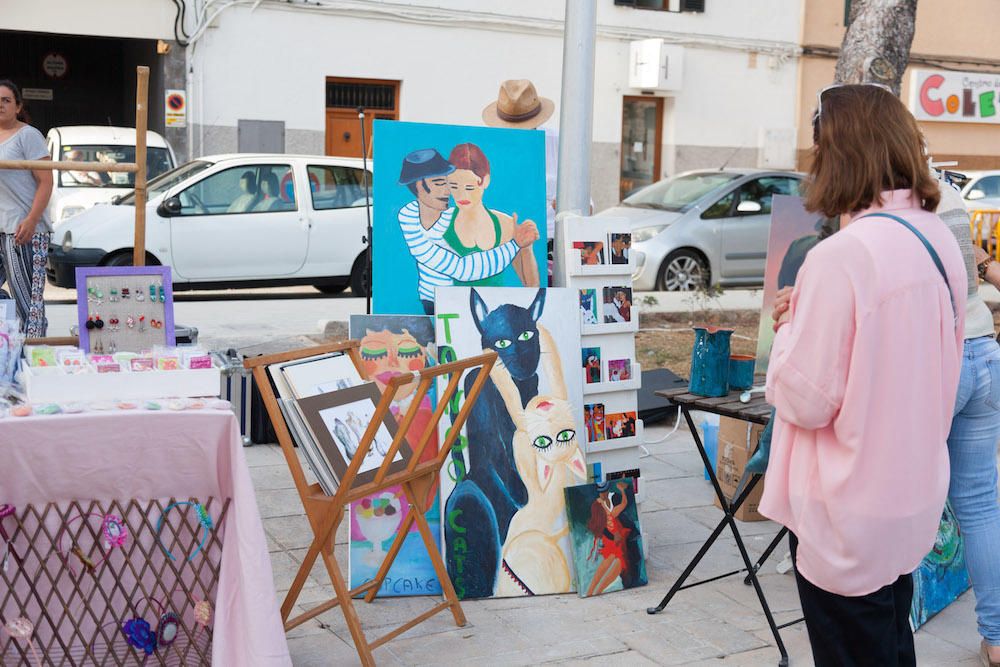 Estreno del horario nocturno del mercadilo de Sant Magí