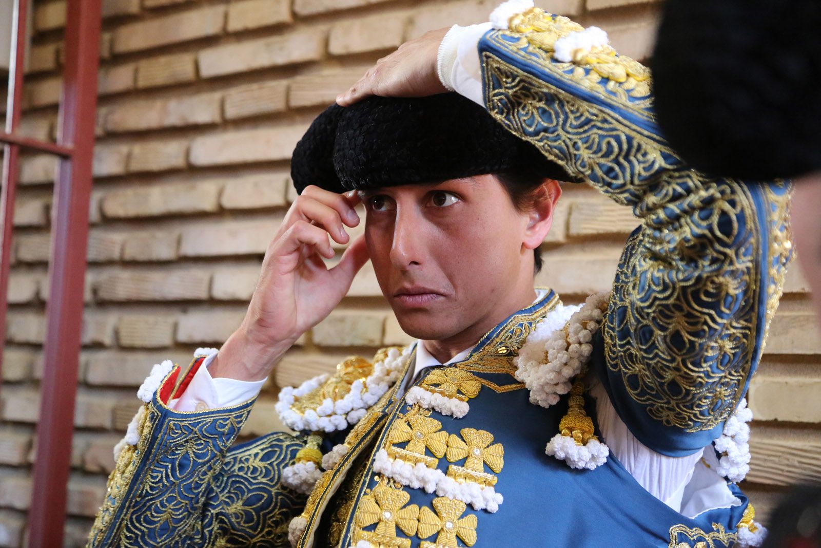Román toma la alternativa y la puerta grande se abre para Roca Rey y Ortega