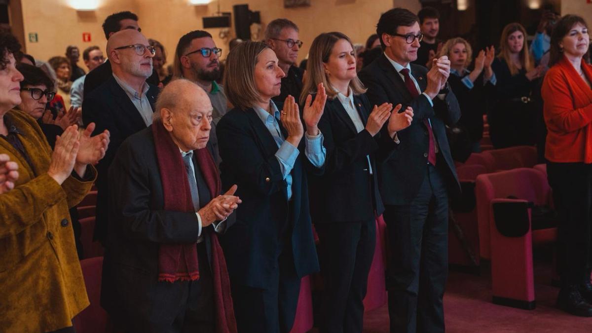 Illa, Any Candel'in kapanışında “göçmenliğin bir sorun değil, bir çözüm olduğunu” garanti ediyor
