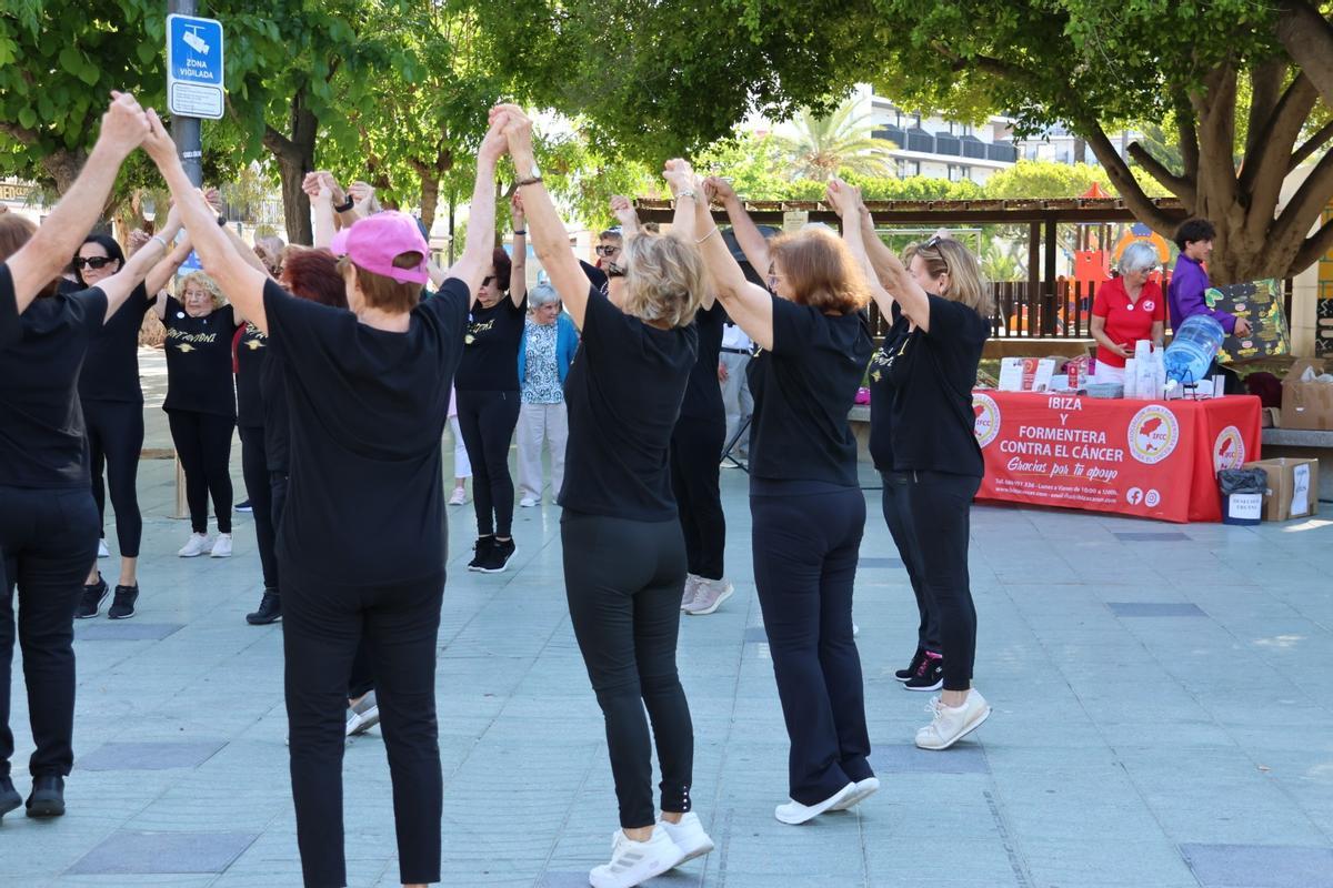 Todas las imágenes del Día Mundial sin Tabaco en Sant Antoni.