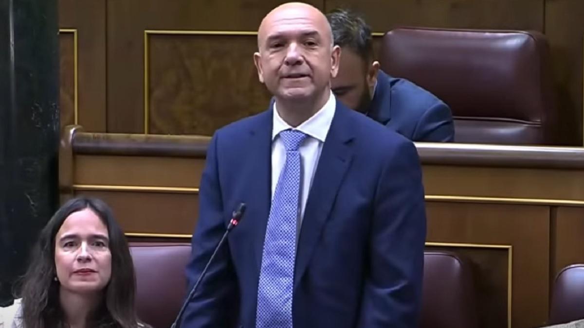 Toma de posesión de Evarist Aznar como diputado en el Congreso